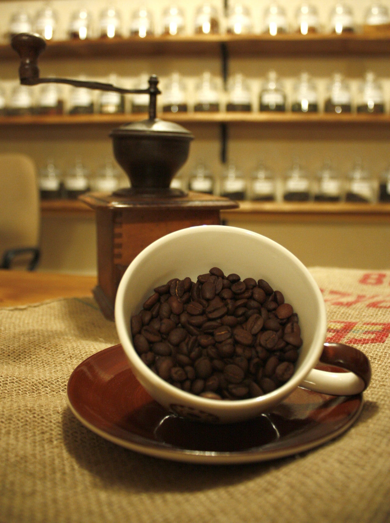 Colombia Mountain Water Huila Decaf by Coffee Mango